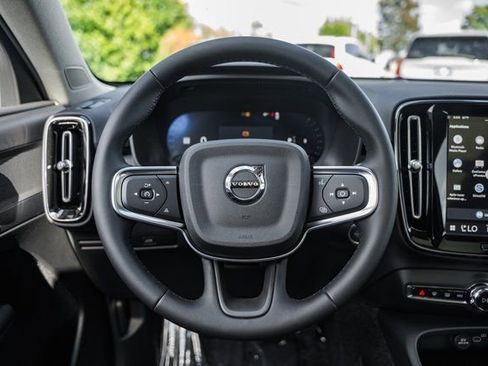 Used 2026 Volvo XC40 B5 Plus w/ Protection Package Premier image 29