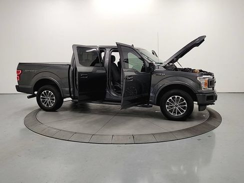 Used 2018 Ford F150 XLT w/ Equipment Group 302A Luxury AWD/4WD image 10