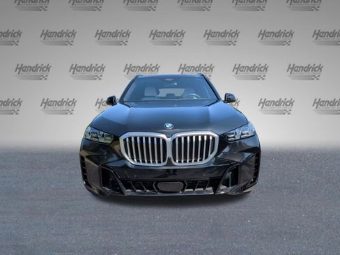 Certified 2026 BMW X5 xDrive40i w/ M Sport Package AWD/4WD image 5