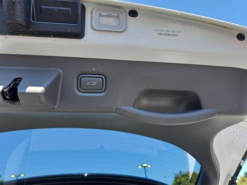 New 2024 Hyundai Ioniq 5 SEL image 13