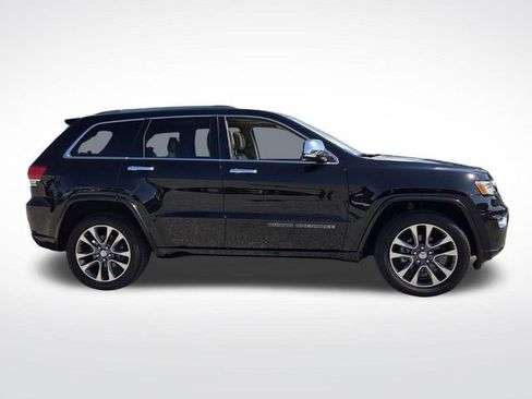Used 2018 Jeep Grand Cherokee Overland RWD image 10