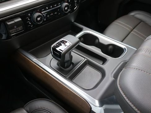 Used 2026 Chevrolet Silverado 1500 High Country w/ High Country Premium Package AWD/4WD image 28