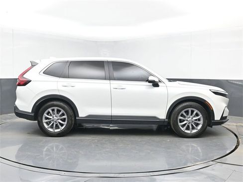 Used 2023 Honda CR-V EX image 11