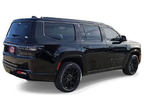 New 2026 Jeep Grand Wagoneer Limited AWD/4WD image 8