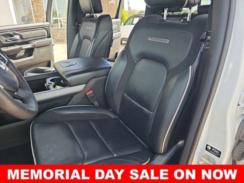 Used 2025 RAM 1500 Laramie AWD/4WD image 17