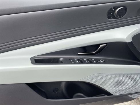 New 2026 Hyundai Elantra Limited image 14