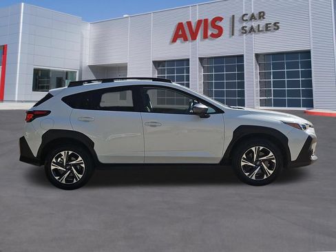 Used 2025 Subaru Crosstrek 2.5i Premium AWD/4WD image 5