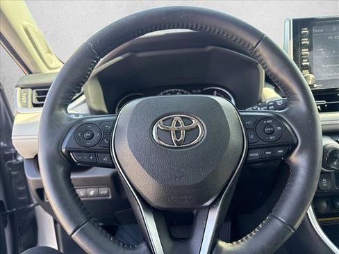 Used 2019 Toyota RAV4 Limited w/ Advanced Technology Package AWD/4WD image 11