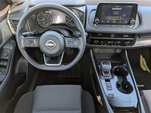 Certified 2023 Nissan Rogue SV image 10