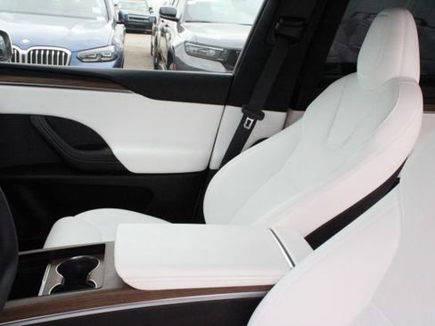 Used 2023 Tesla Model X AWD/4WD image 27