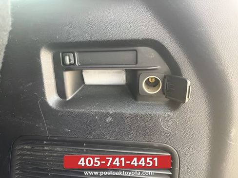 Used 2022 Ford Explorer 4WD image 25