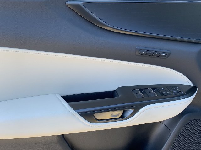Used 2025 Lexus NX 350h AWD w/ Cold Area Package image 17