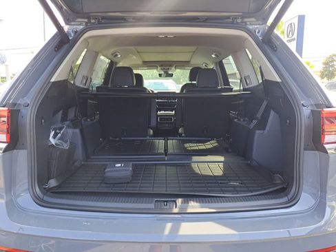 New 2026 Volkswagen Atlas SE image 28