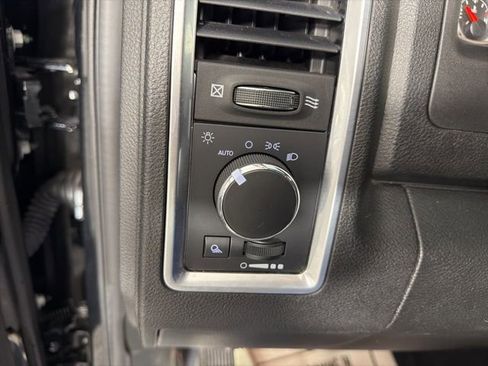 Used 2024 RAM 1500 Classic SLT RWD image 33