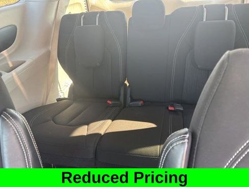 Used 2023 Chrysler Voyager LX FWD image 31