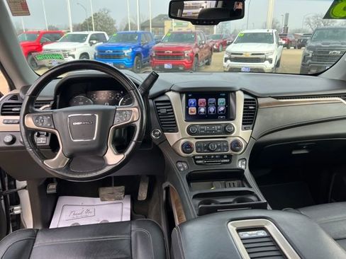 Used 2018 GMC Yukon Denali w/ Denali Ultimate Package image 24