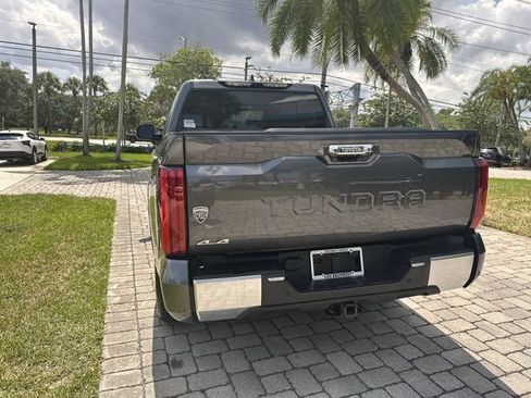 Used 2025 Toyota Tundra Limited AWD/4WD image 35
