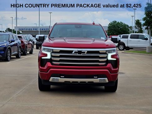 Used 2023 Chevrolet Silverado 1500 High Country w/ High Country Premium Package AWD/4WD image 3