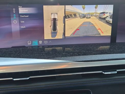 Used 2026 Cadillac Escalade IQL Sport 1 AWD/4WD image 7