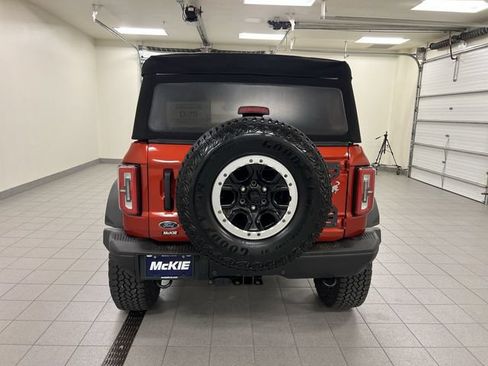 Certified 2022 Ford Bronco Badlands w/ Sasquatch Package AWD/4WD image 5