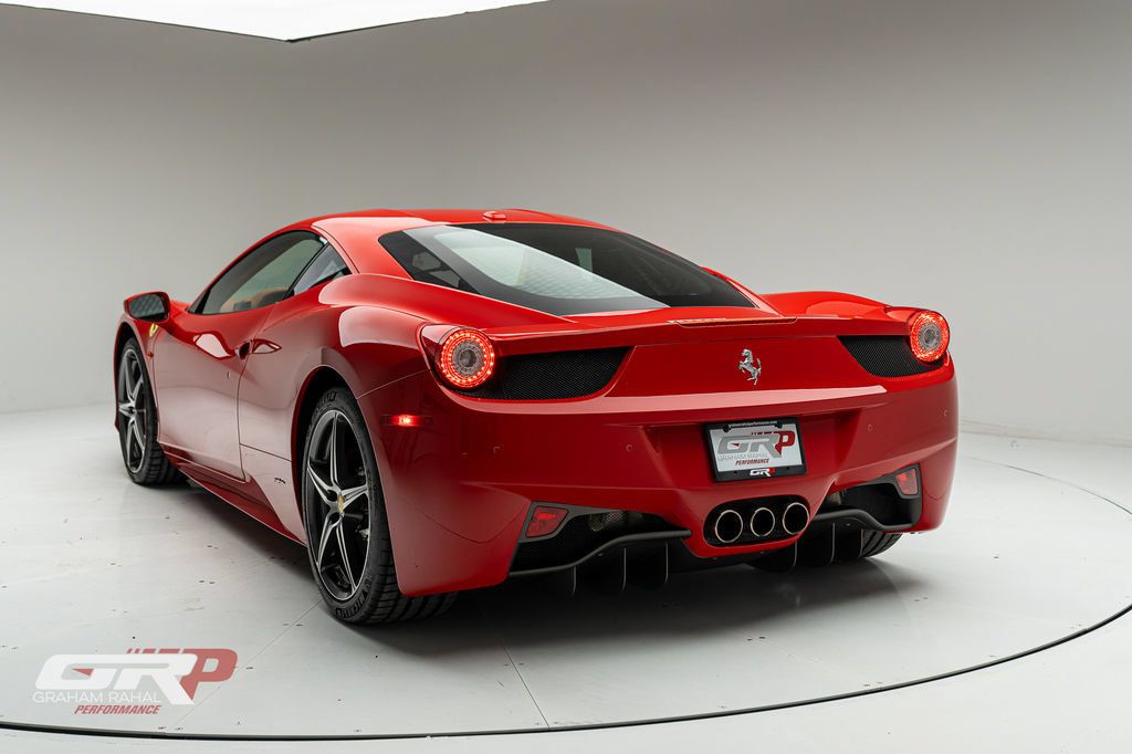 Used 2013 Ferrari 458 Italia Coupe RWD image 5