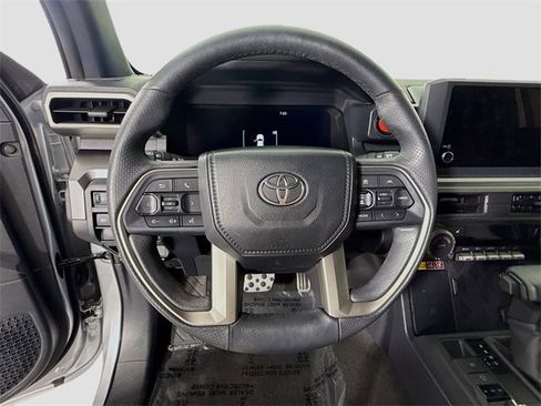 Certified 2025 Toyota 4Runner TRD Sport image 11