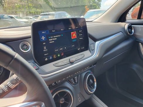 Certified 2024 Chevrolet Blazer LT FWD image 27