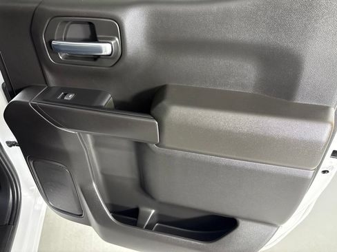 Used 2026 Chevrolet Silverado 1500 Custom AWD/4WD image 23