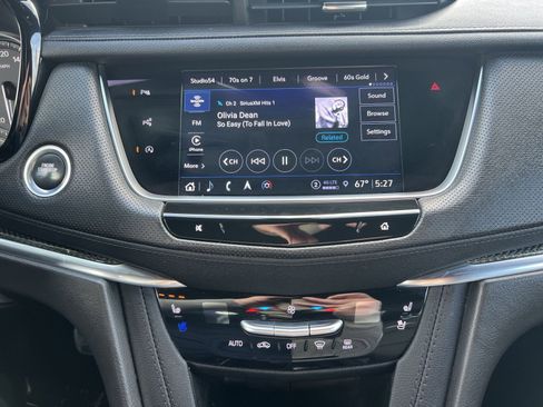 Used 2023 Cadillac XT5 Sportv w/ Technology Package AWD/4WD image 18