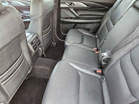 Used 2022 MAZDA CX-9 Touring image 28