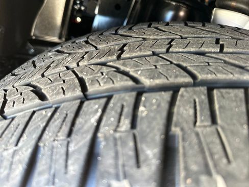 Used 2025 Nissan Armada PRO-4X w/ Pro-4X Premium Package image 10