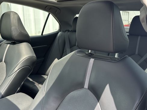 Used 2022 Toyota Camry XSE w/ Cold Weather Package AWD/4WD image 18