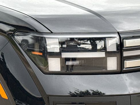 Used 2026 Hyundai Santa Fe SEL FWD image 4