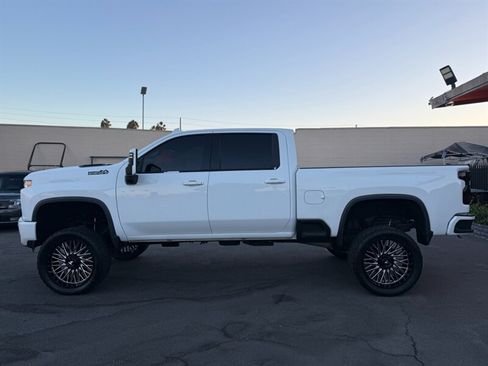Used 2021 Chevrolet Silverado 3500 High Country AWD/4WD image 6