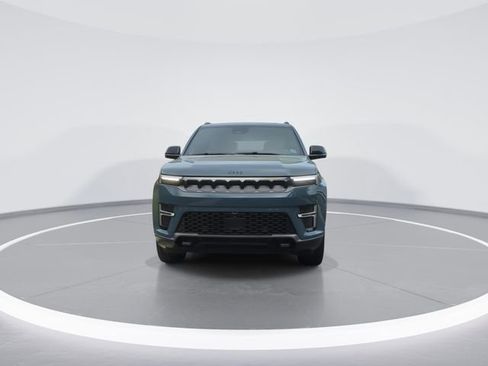 New 2026 Jeep Grand Wagoneer Limited AWD/4WD image 3