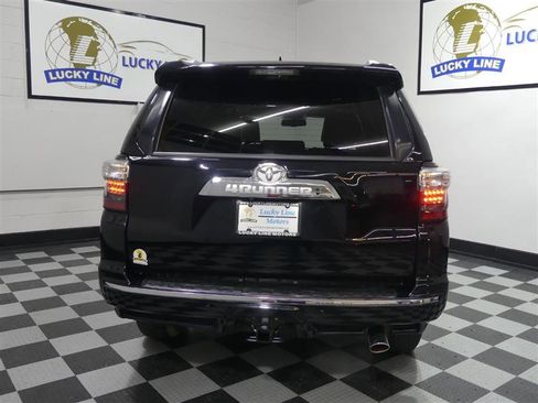 Used 2015 Toyota 4Runner Limited image 8