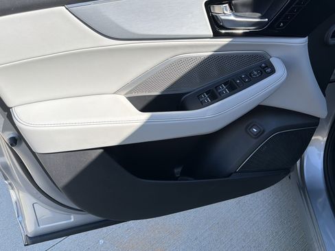 Used 2024 Acura MDX FWD w/ Technology Package image 14