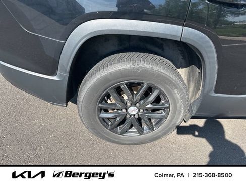Used 2019 GMC Acadia SLT AWD/4WD image 5