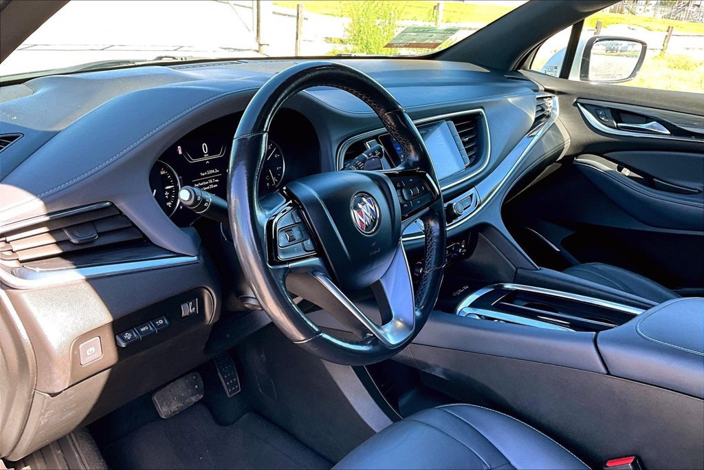 Used 2022 Buick Enclave Premium FWD image 11