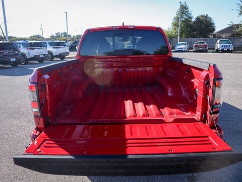 Used 2024 Nissan Frontier PRO-4X w/ Technology Package image 26