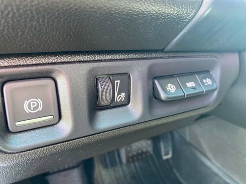 Used 2023 GMC Acadia AT4 w/ Technology Package AWD/4WD image 23