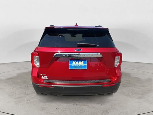 Used 2020 Ford Explorer XLT RWD image 5