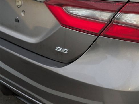 Certified 2024 Toyota Camry SE image 8