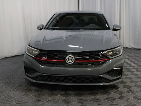 Used 2019 Volkswagen Jetta GLI image 2