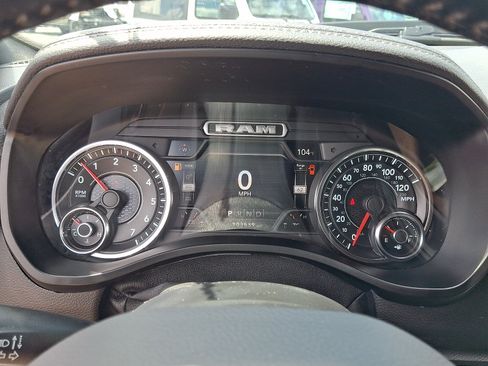 Used 2020 RAM 1500 Laramie w/ Sport Appearance Package AWD/4WD image 21