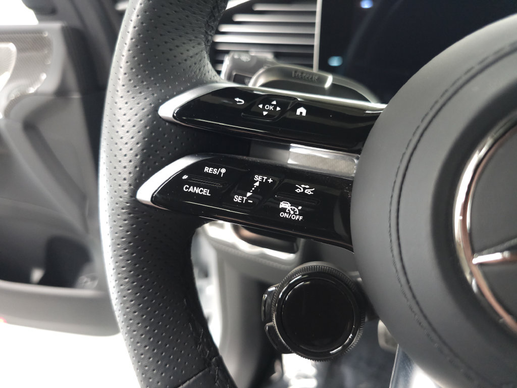 Used 2025 Mercedes-Benz GLE 63 AMG S image 11