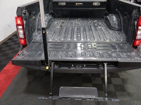 Used 2021 Ford F350 Lariat w/ Lariat Ultimate Package AWD/4WD image 37