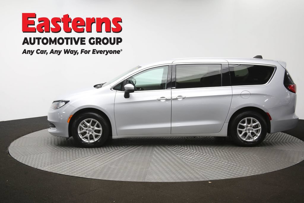 Used 2023 Chrysler Voyager LX FWD image 61