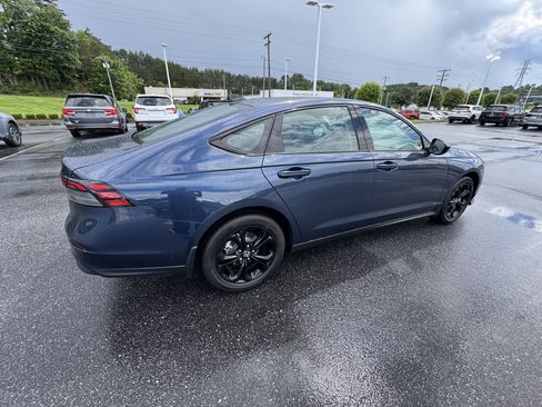 New 2026 Honda Accord SE image 10