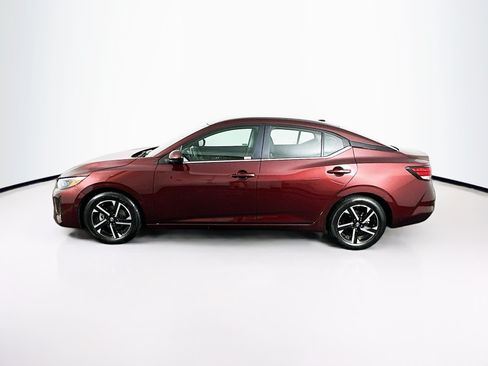 Used 2024 Nissan Sentra SV FWD image 4